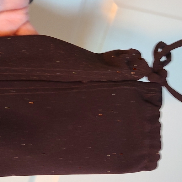 2/$25 Pretty cut out sleeve, boat neck top, brown with gold flecks - Picture 14 of 14